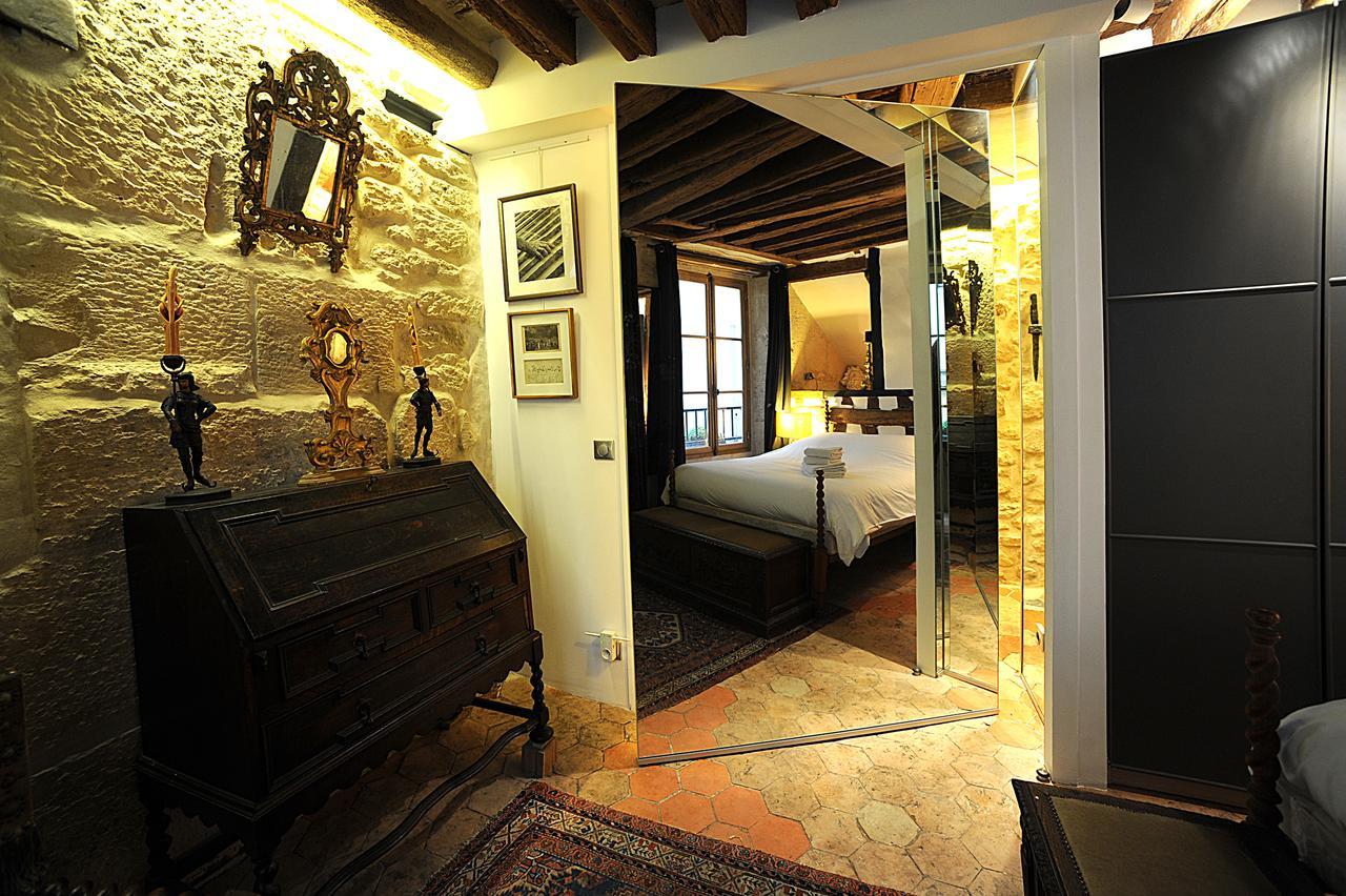 Beautiful Apartment In Historical Marais Paris Luaran gambar