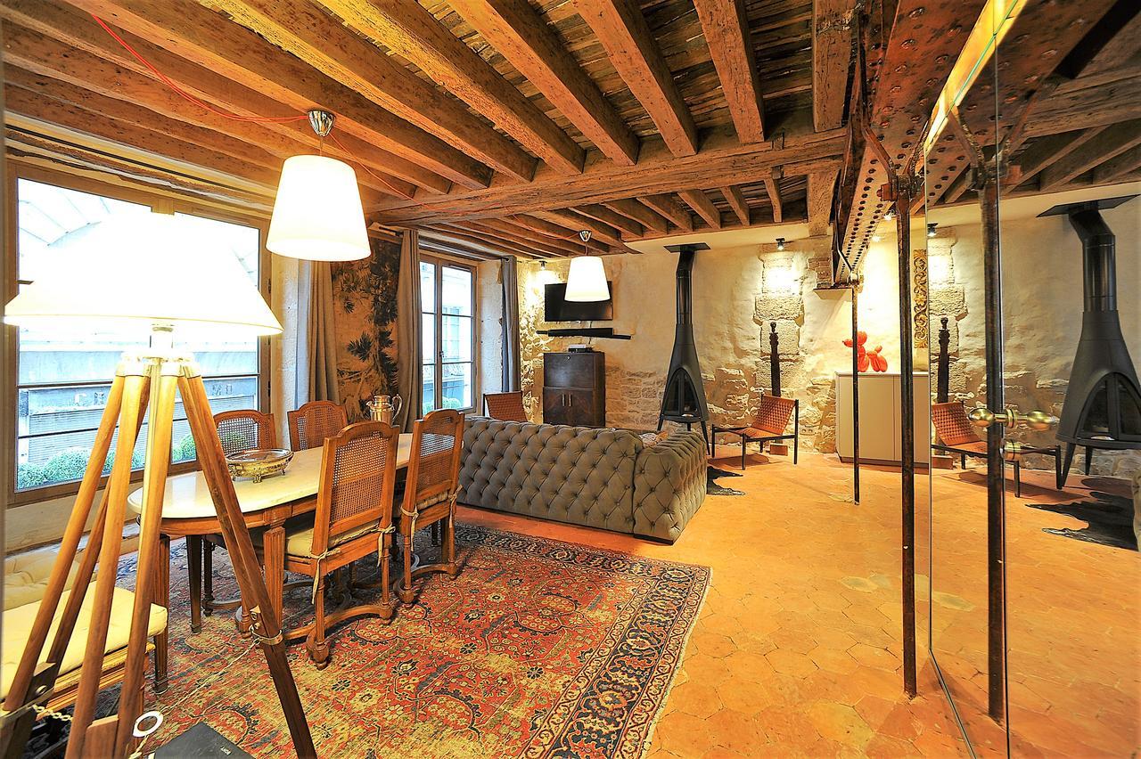Beautiful Apartment In Historical Marais Paris Luaran gambar