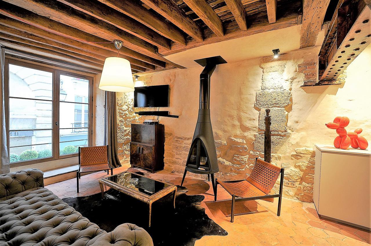 Beautiful Apartment In Historical Marais Paris Luaran gambar
